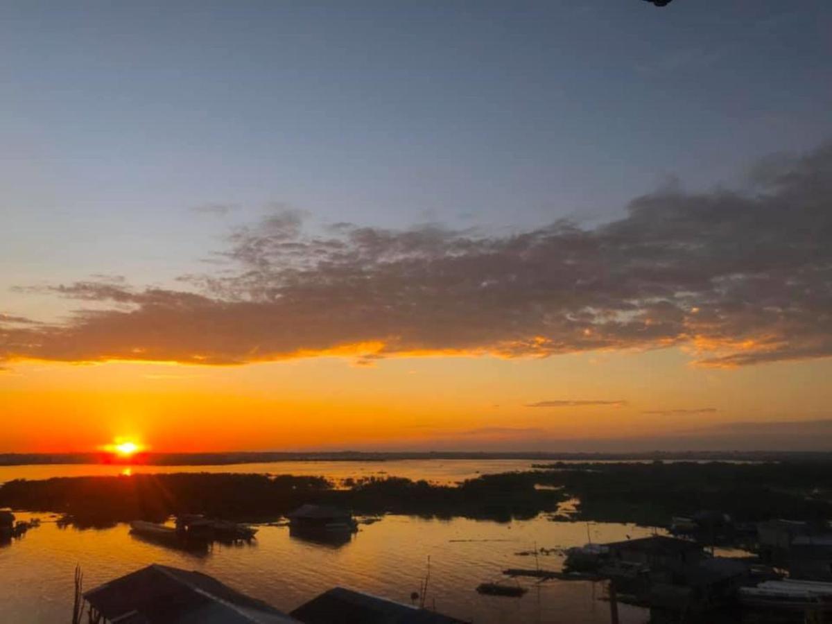 Amazon Dream Hostel With Ac And Starlink Iquitos Exteriér fotografie